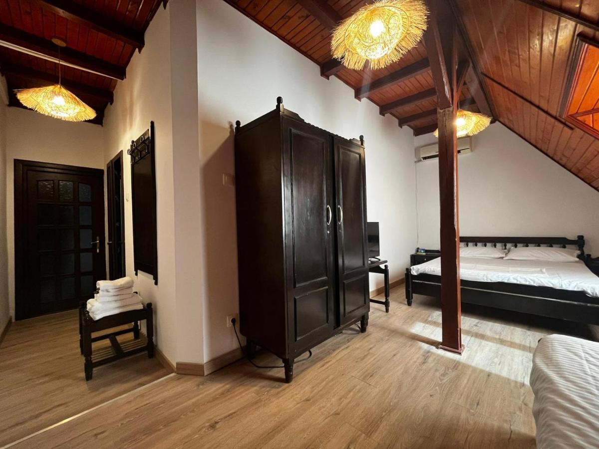 La Conac Hotel Nufaru Exterior photo